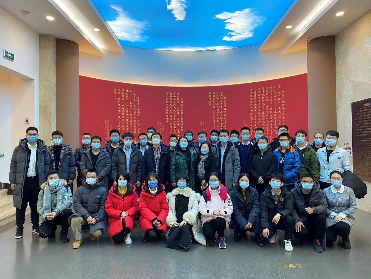 https://news.tsinghua.edu.cn/__local/9/5F/F8/83DB268BFB222D68AE54C9BD66C_0B0F3D30_96D0A.jpeg