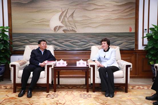 https://news.tsinghua.edu.cn/__local/F/B3/DE/40E57056C31DA769FB06BE06DA8_868E6132_620B2.jpeg