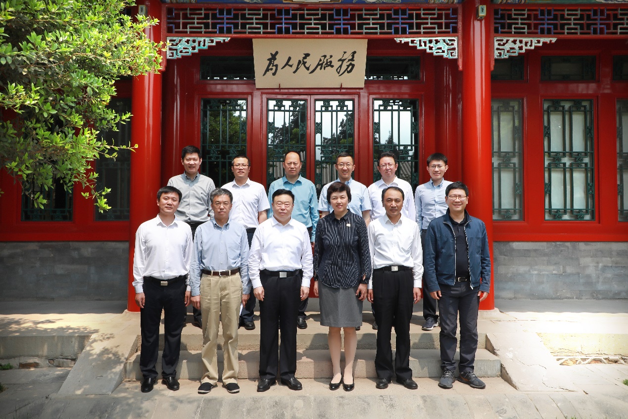 https://www.tsinghua.edu.cn/__local/8/C3/39/E5B0CC402F769AE4C060FD71D22_46E7B43B_7C953.jpeg