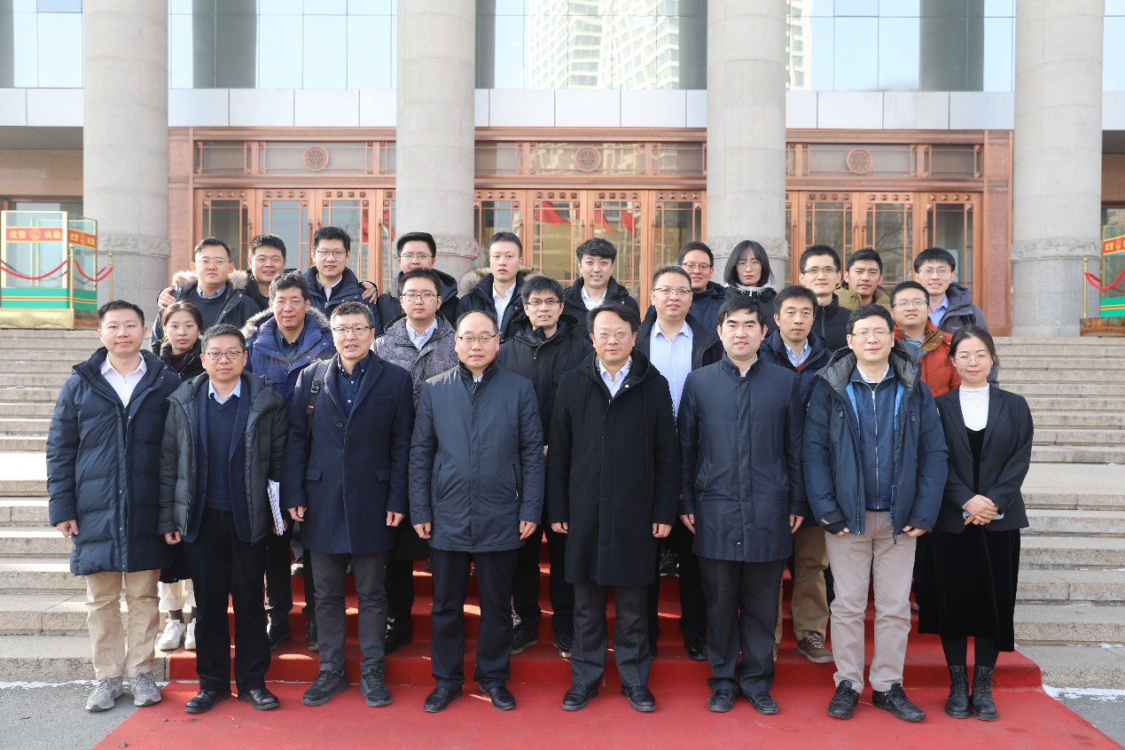 https://news.tsinghua.edu.cn/__local/F/32/C4/4D6AEBBBF836AF961E46B2C24A0_628BD413_62EF1.jpeg