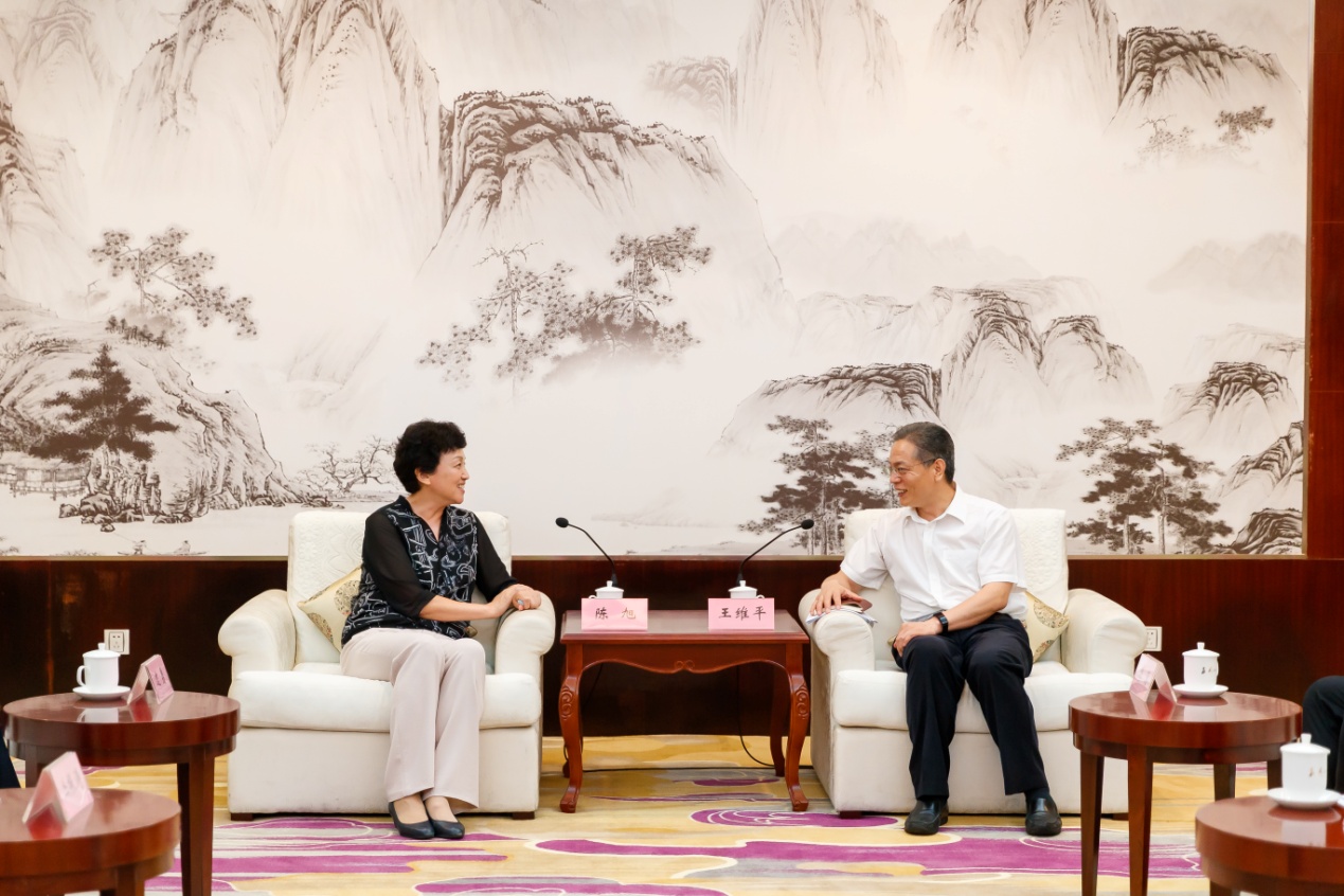 https://www.tsinghua.edu.cn/__local/F/48/CD/716E1EFC1C06EE9BA9567ED66B0_CA86193F_4D466.jpeg